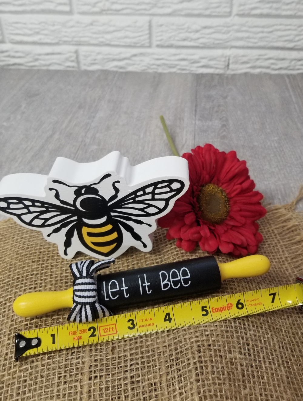 Bumblebee Themed Decor - Picture 6 of 6